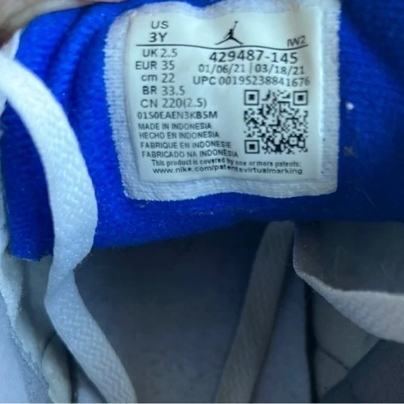 Jordan 3 Retro - Picture 8 of 10